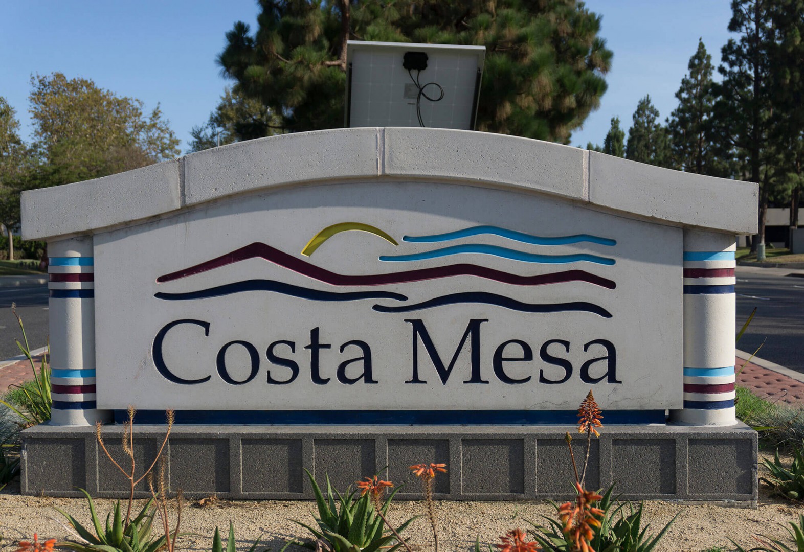 Sign board view located in Costa Mesa County California